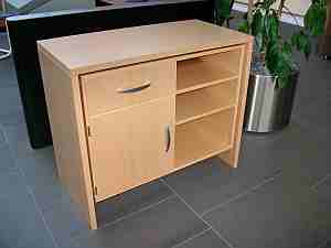 Fernsehschrank in Buche